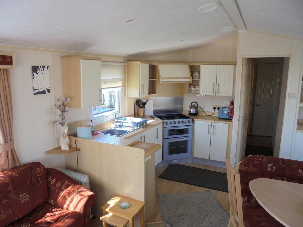 Apartment Golden Sands: Richmond Gs:- 6 Berth, Blow Heated, Access To The *