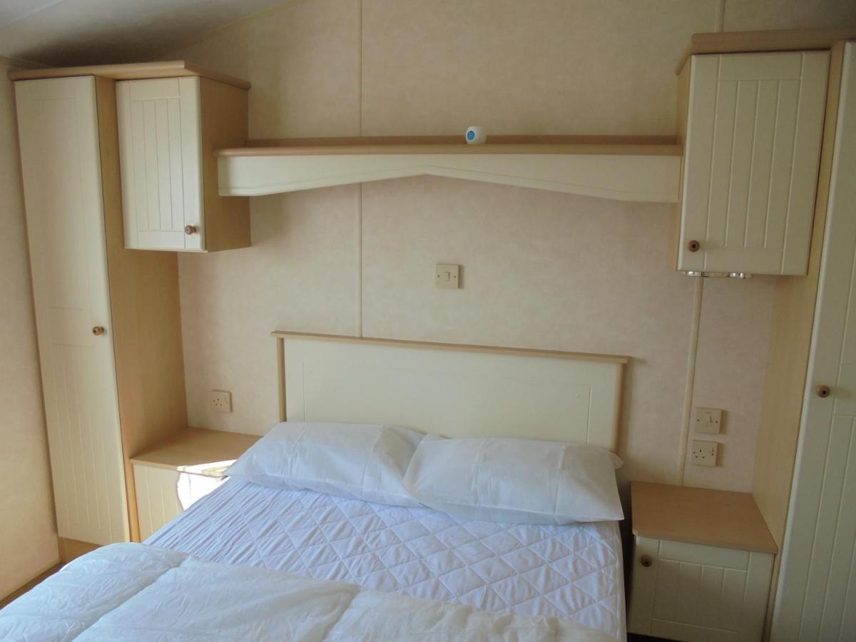 Apartment Golden Sands: Richmond Gs:- 6 Berth, Blow Heated, Access To The *